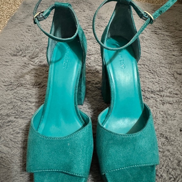 Open edit - Picture 2 of 4